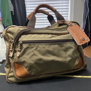 Vtg Distressed LL Bean Overnight Duffle Carryon Bag Canvas Leather USA